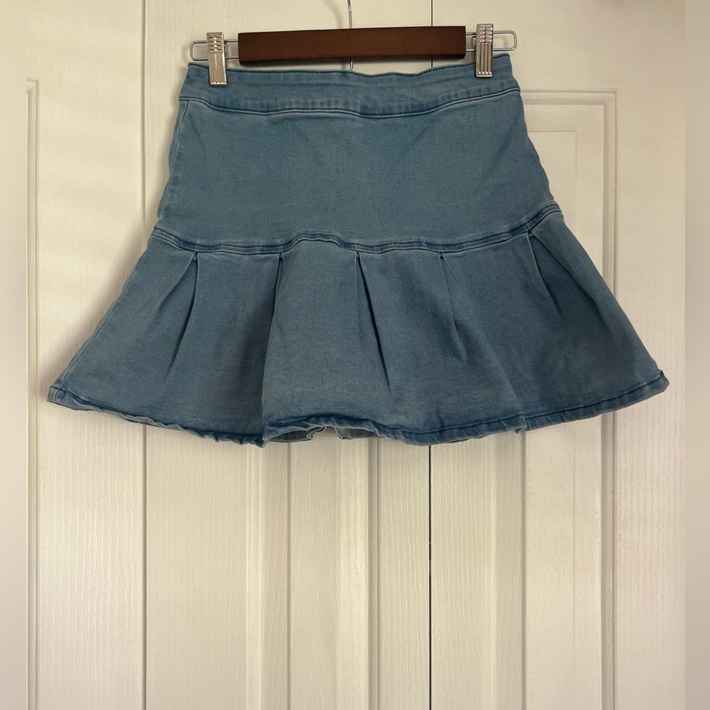 Forever 21 Pleated Jean Skirt